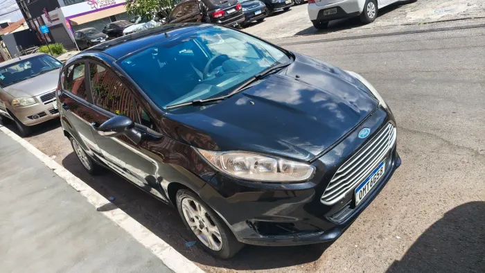 Ford Fiesta 1.5 16V Flex Mec. 5P 2015