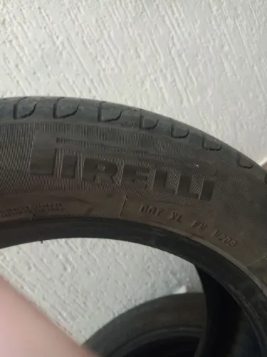Jogo de Pneus aro 15 Pirelli cinturado P7