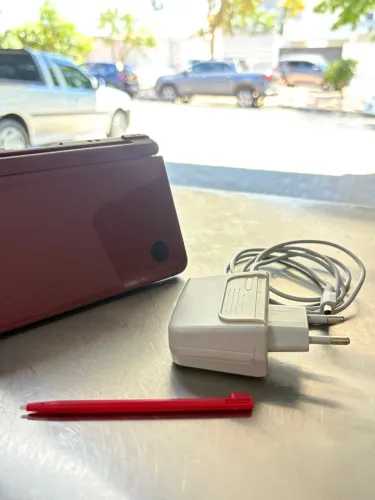 Nintendo DSi XL - Desbloqueado
