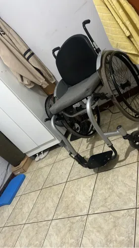 Cadeira de rodas alumínio
