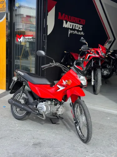 Honda Pop 110i ES 2025 - Economia que acompanha seu dia a dia