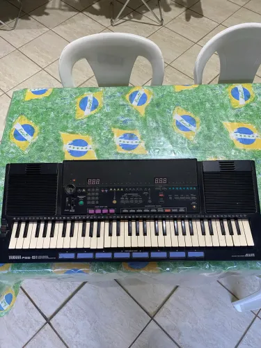 Teclado Yamaha PSS-51 + Fonte Original