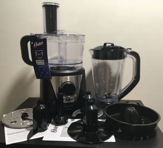 Multiprocessador de Alimentos Oster OMPR850 7 em 1 Preto 127V - NOVO