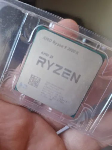 Processador ryzen 3900x (12/24)