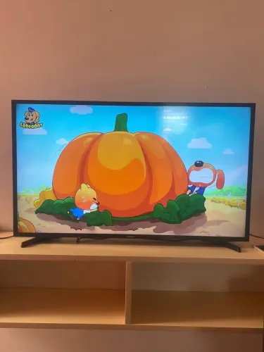 Tv Samsung Smart 43?