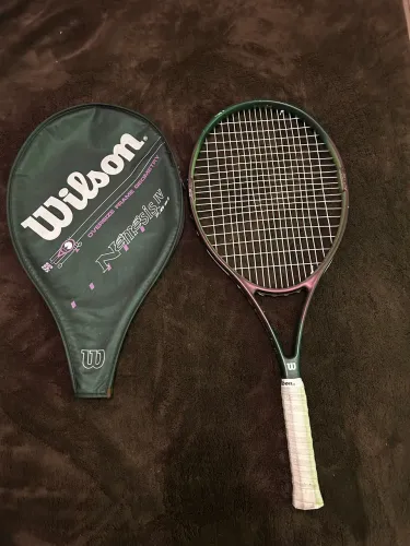 Raquete de Tenis Nemesis IV usada e com capa