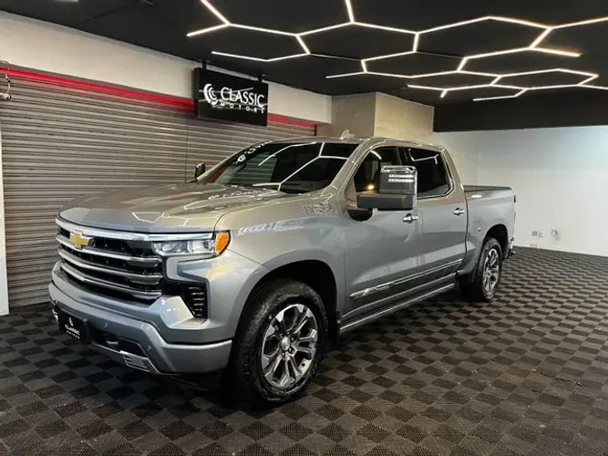 Chevrolet Silverado High Country 5.3 V8 AWD Aut. 2025