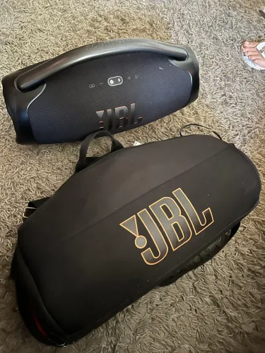 Bombox