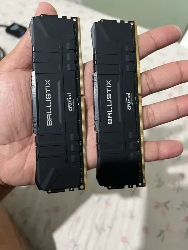 Memoria RAM DDR4 16GB (2x8) Crucial 2666MHz