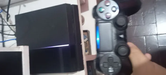 Ps4 com jogos sem trocas