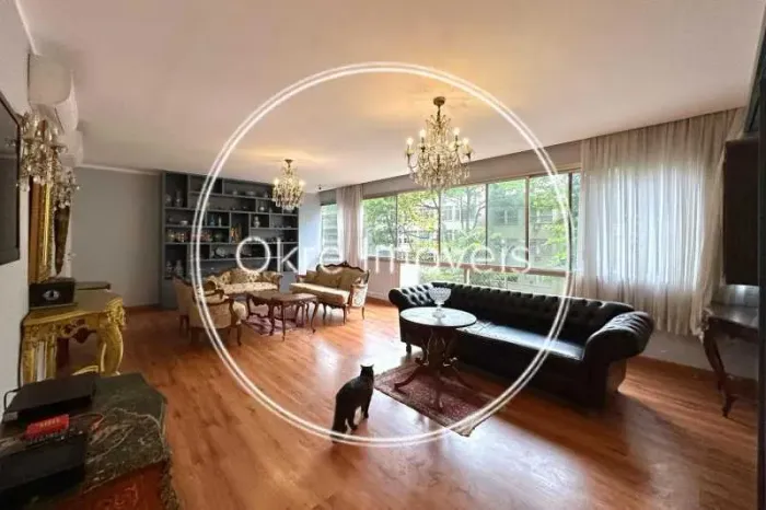 Alto Padrão no Leblon | 3 Quartos em Ponto Privilegiado - Oportunidade Única