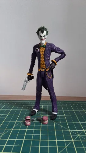 Joker Arkham Asylum Mcfarlane 