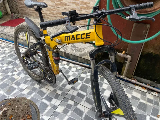 Bike dobrável semi nova aro 26