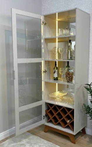Cristaleira Lindíssima Com Led Nova