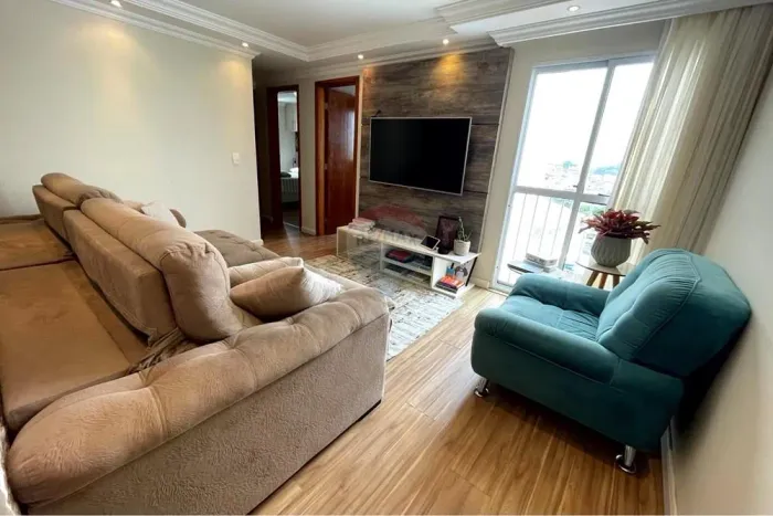 Apartamento para venda com 69,98 m², três dormitórios com armários, na Vila Brasileira - M