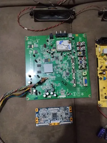 Placas de TV 42 LCD tv retirar no local