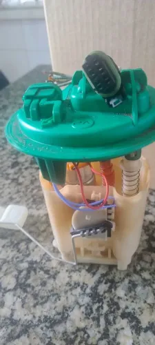 Bomba de combustível Sandero 2014