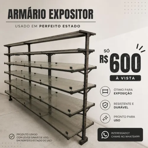 Estante de vidro