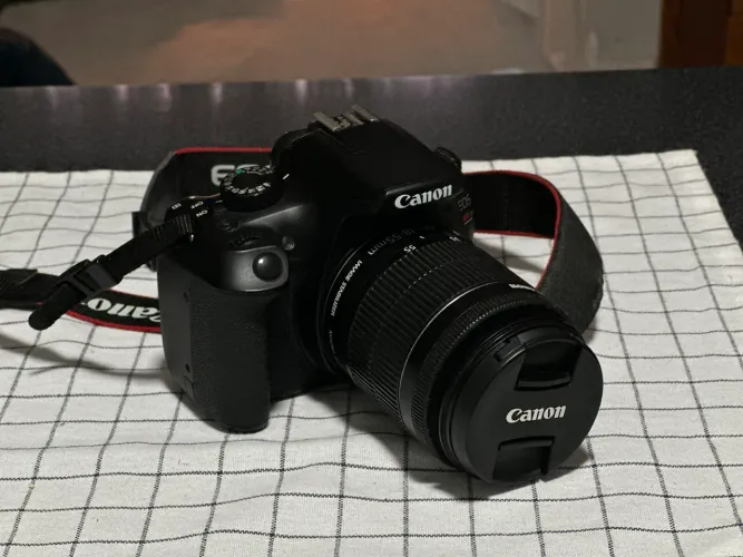 Câmera Cânon T6 Eos