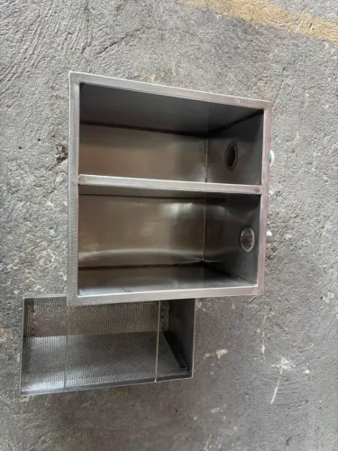 Caixa de gordura toda no aço inox usada em ótimo estado