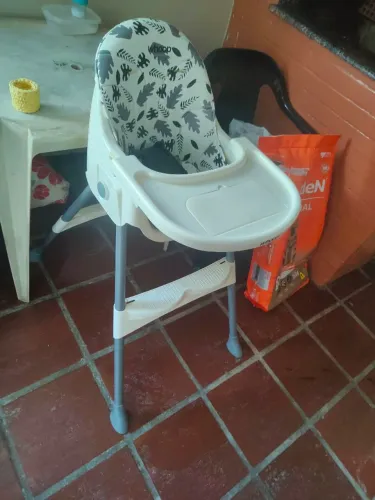 Cadeirão de alimentação 