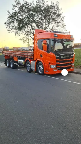 Scania P360 8x2 Carroceria Ano 2022