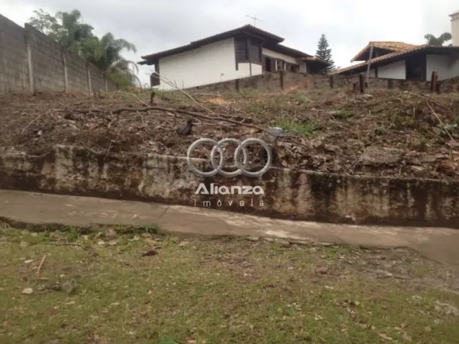 Lote para locação no Belvedere.