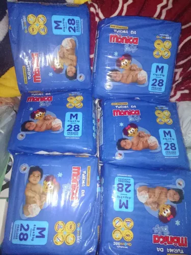 Vendo ou troco fralda M por G