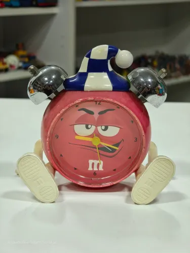 Relógio Despertador Temático Retro do Chocolate M&M Funcionando