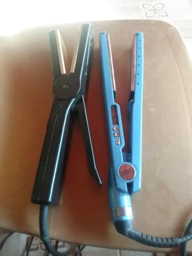 2 chapinha para cabelos, semi nova