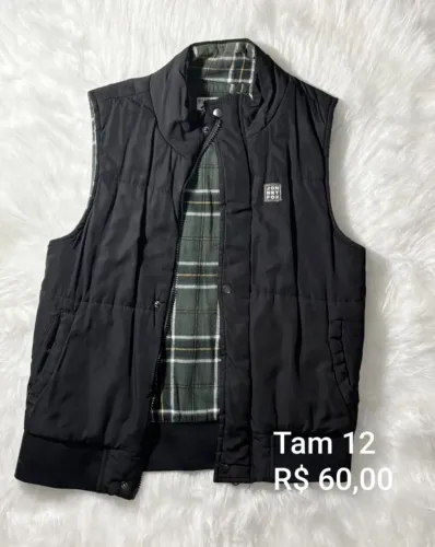 Jaqueta puffer regata, preta de fundo xadrez tam12