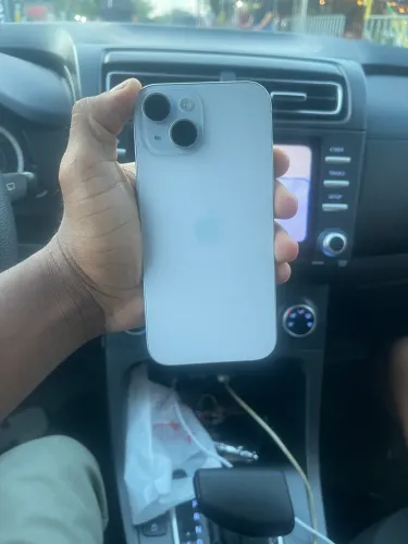 iPhone 15 128g