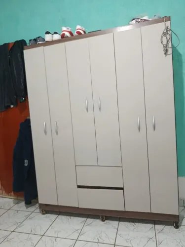 Guarda roupa