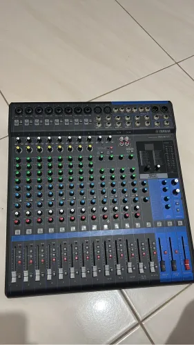 Vendo Mesa Yamaha 16 Canais Super Nova 