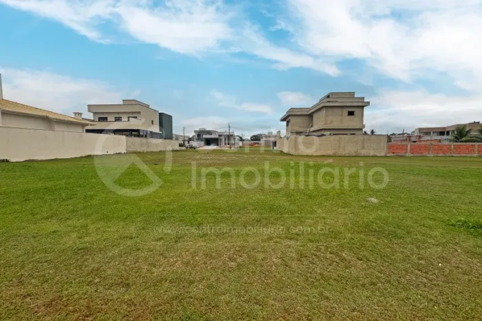 TERRENO à venda em Peruíbe, no bairro Residencial Flora Rica