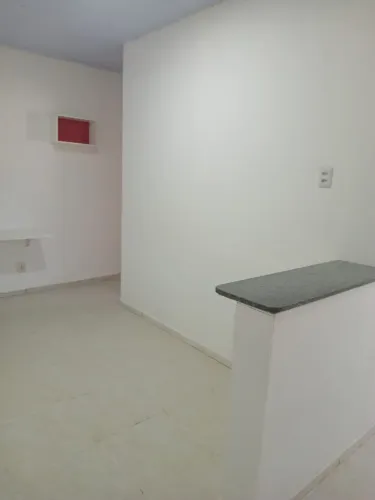 kit net para alugar, bem localizada e confortável