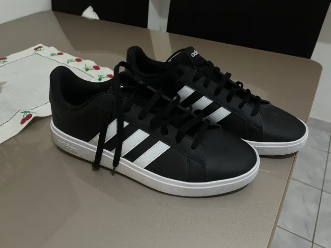 Tênis adidas Grand Court Base 3.0 original n°44