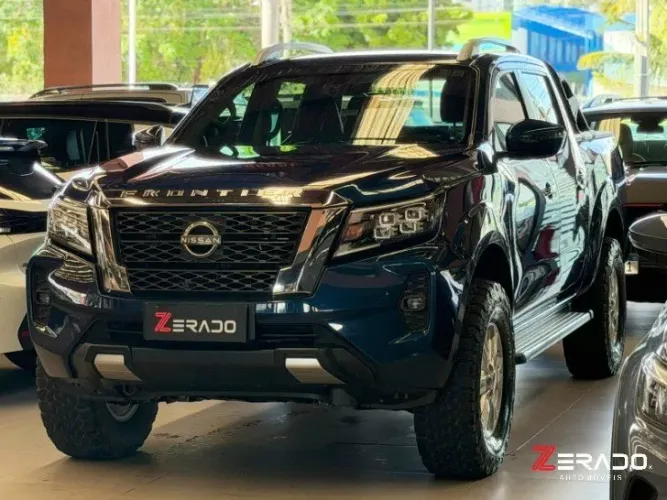 Nissan Frontier XE CD 4X4 2.3 Bi-TB Diesel Aut. 2024