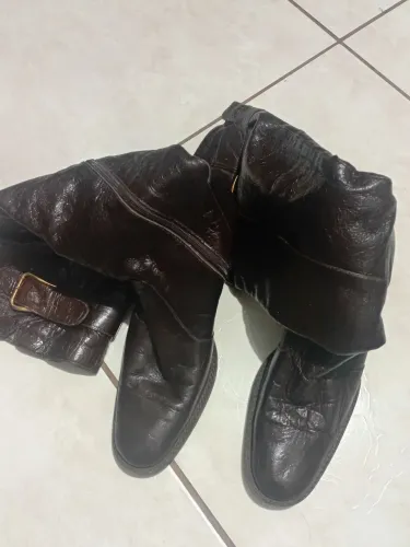 Bota de couro