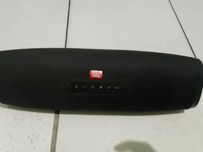 caixinha JBL boost tv