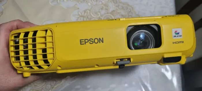 Projetor Epson Modelo H554a