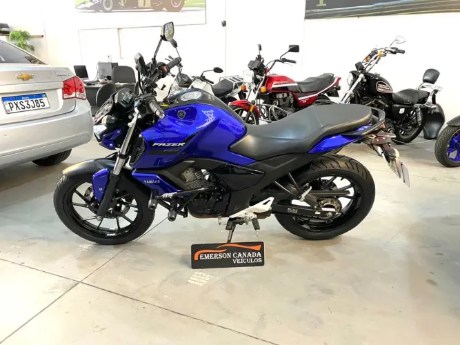 YAMAHA FZ 15. FLEX - 2024 ÚNICO DONO