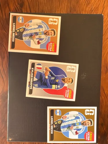 Figurinhas Copa mundo 2026 Legend Messi ouro, Messi bronze e Mbappe Prata