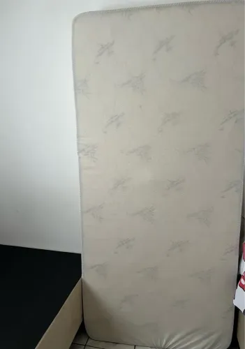 Vendo cama solteiro