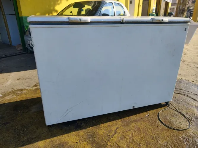 Freezer metalfrio 