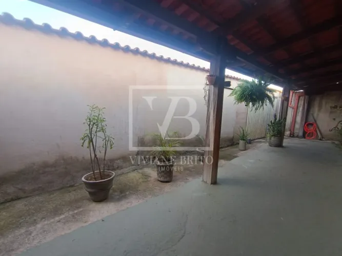 Casa à venda, CIDADE VERDE, BETIM - MG 03 quartos com quintal e garagem