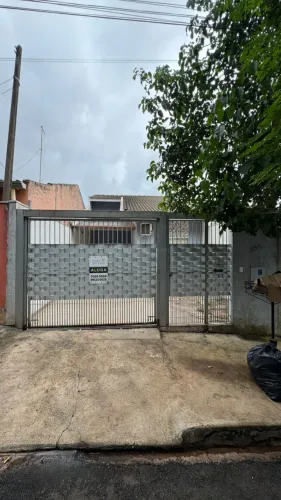 Casa 03 dormitórios | Sarandi