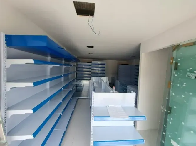 Gôndolas,  Balcão de Aço, Expositor de Vidro - Farmácia