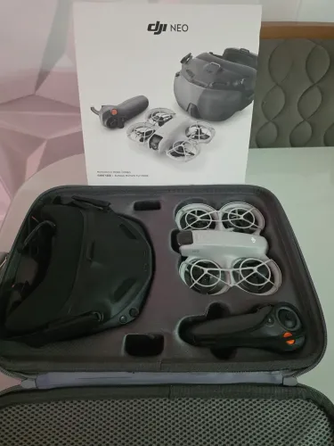 DJI Neo Combo Completo