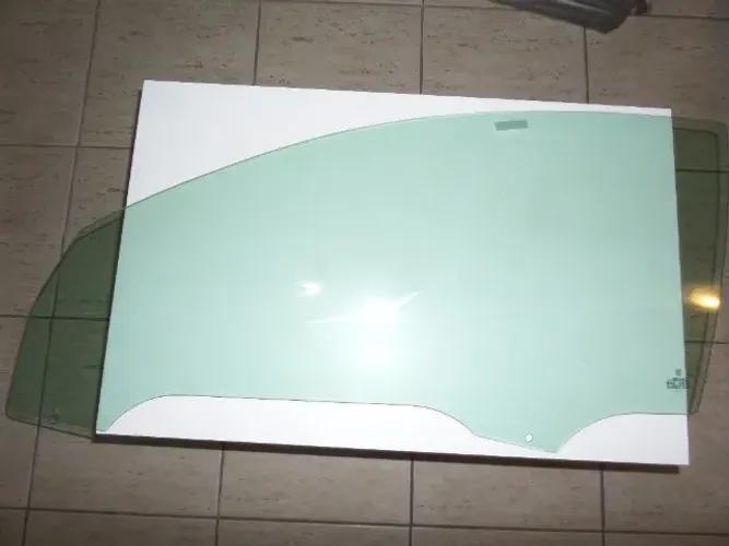 Vidro Porta Peugeot 206 2 Porta 99/2010 Verde Novo Original